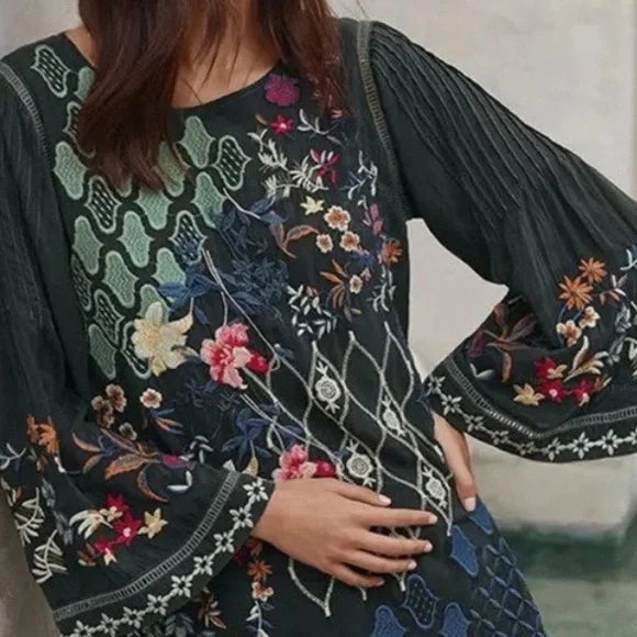 Johnny Was heavily embroidered Esmeralda Tunic NWT - Picture 8 of 12